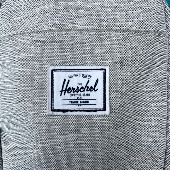 Herschel Supply Company Gray Mini Crossbody Bag Waist Purse - Picture 3 of 5